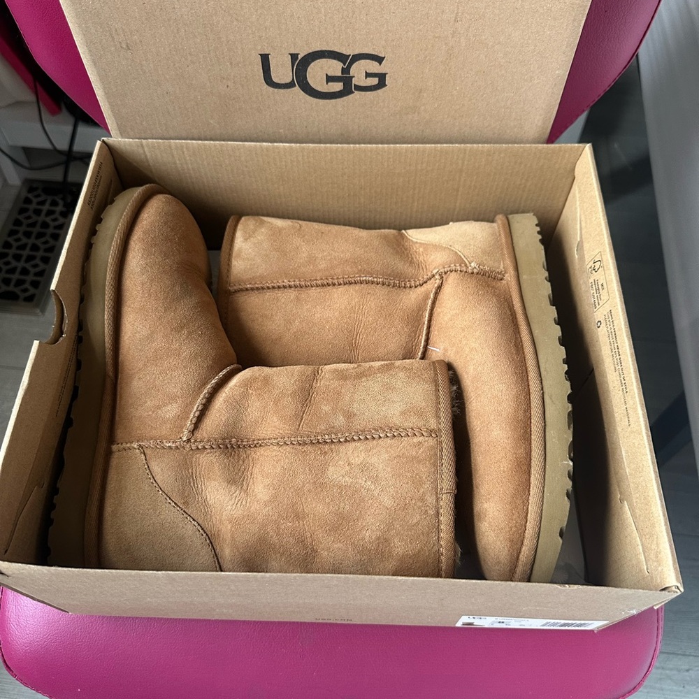 UGG Classic Short II Chestnut Boots